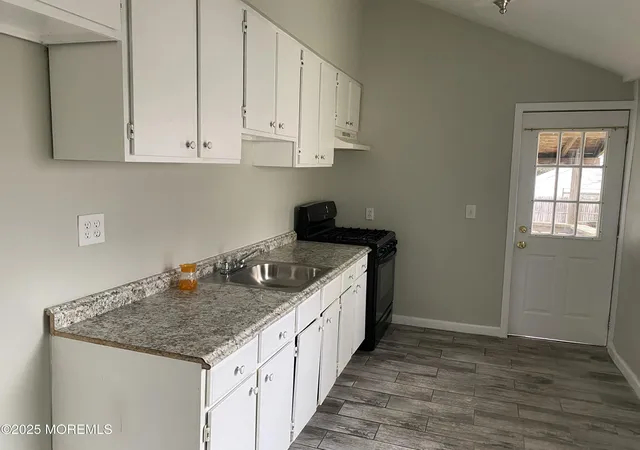Homes for sale in Bloomfield, NJ | 124 Spruce St, Bloomfield, NJ 07003 | MLS# 22611143