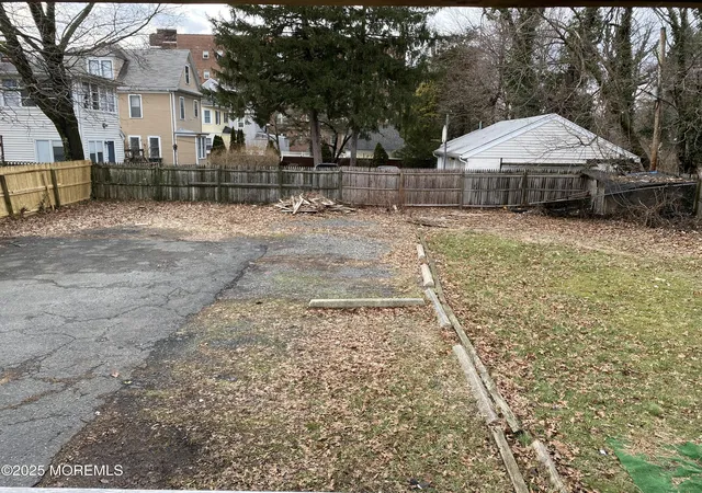 Homes for sale in Bloomfield, NJ | 124 Spruce St, Bloomfield, NJ 07003 | MLS# 22611143