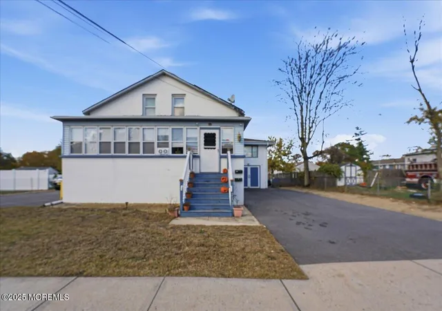 4th image of 233 Broadway, Union Beach, NJ 07735 | MLS# 22611192