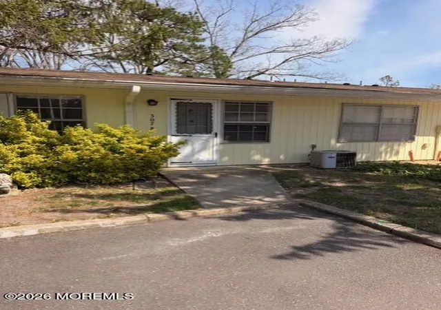 2nd image of 307 W Malvern Ct #B, Lakewood, NJ 08701 | MLS# 22611780