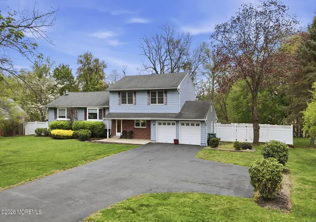3rd image of 58 Duchess Ct, Freehold, NJ 07728 | MLS# 22611321