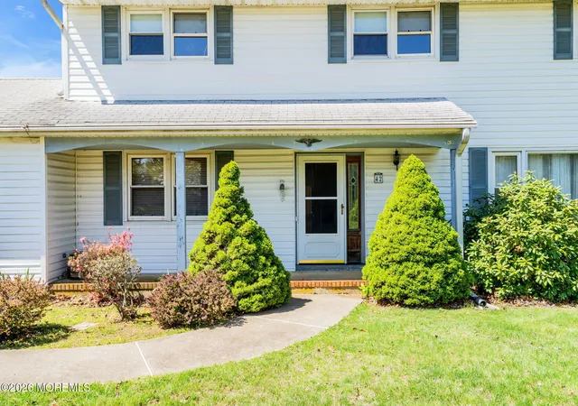 Homes for sale in Tinton Falls, NJ | 42 Sugar Maple Ln, Tinton Falls, NJ 07724 | MLS# 22611553