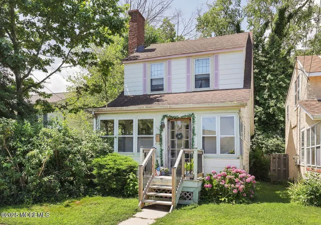 Homes for sale in Lake Como, NJ | 1903 Margerum Ave, Lake Como, NJ 07719 | MLS# 22611566