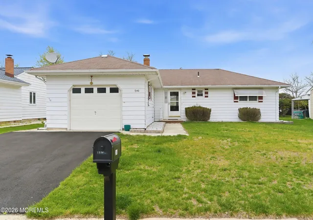 Homes for sale in Toms River, NJ | 246 N Barbados Dr N, Toms River, NJ 08757 | MLS# 22611596