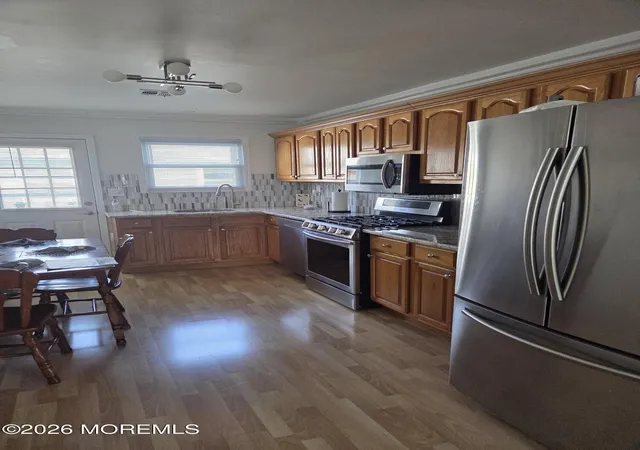 Photo 3 of Single family home for sale at 7 Augusta Ct, Toms River, NJ 08757 | MLS# 22611615 | Listing updated on 2026-08-03
