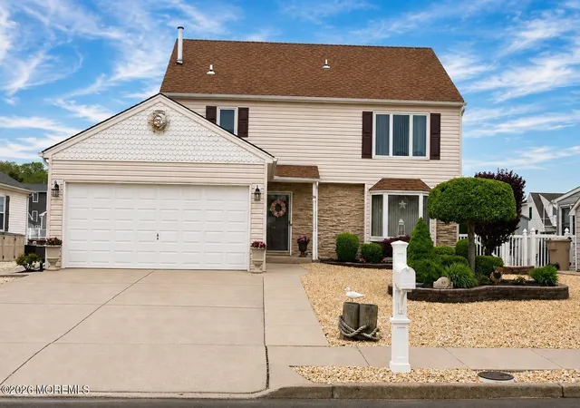 Homes for sale in Bayville, NJ | 88 Storm Jib Ct, Bayville, NJ 08721 | MLS# 22614316