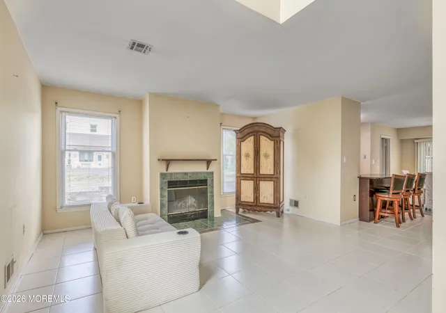 3rd image of 1 Central Ave #11, Atlantic Highlands, NJ 07716 | MLS# 22611653