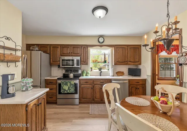 Photo 4 of Sale Pending at 881 Utah Dr, Toms River, NJ 08753 | MLS# 22612402 | Listing updated on 2026-05-29