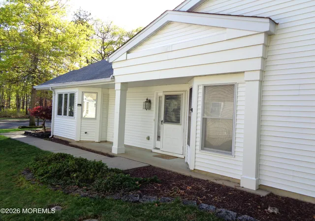 4th image of 2311 Kira Ct, Toms River, NJ 08755 | MLS# 22612089