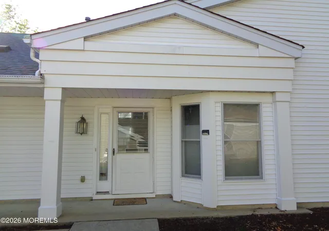 5th image of 2311 Kira Ct, Toms River, NJ 08755 | MLS# 22612089