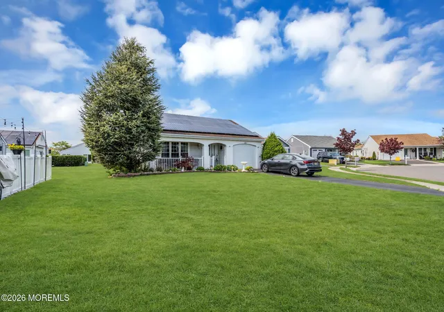 4th image of 9 Carol Ct, Manchester, NJ 08759 | MLS# 22614386