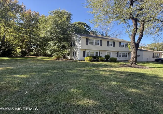 4th image of 28 Cypress Ln, Matawan, NJ 07747 | MLS# 22611872
