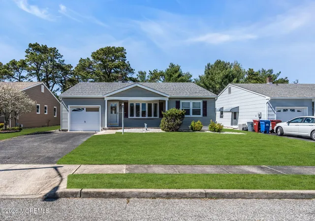 Homes for sale in Toms River, NJ | 84 Westport Dr, Toms River, NJ 08757 | MLS# 22612295