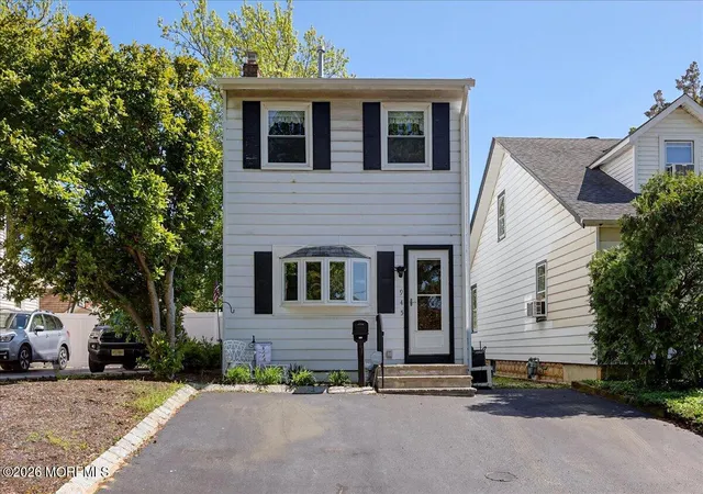Homes for sale in Keyport, NJ | 945 N Concourse, Keyport, NJ 07735 | MLS# 22619663