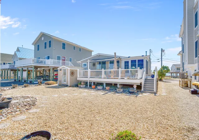 Homes for sale in Tuckerton, NJ | 264 Heron Rd, Tuckerton, NJ 08087 | MLS# 22611987