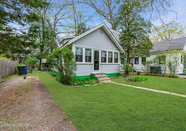 3rd image of 109 Martin Rd, Toms River, NJ 08753 | MLS# 22614343