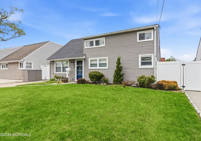 Homes for sale in Carteret, NJ | 93 Marion St, Carteret, NJ 07008 | MLS# 22612181