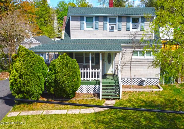 1st image of 10 Fairway Dr, Toms River, NJ 08753 | MLS# 22612394