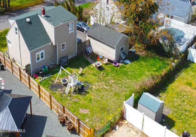 Photo 4 of Single family home for sale at 10 Fairway Dr, Toms River, NJ 08753 | MLS# 22612394 | Listing updated on 2026-08-31
