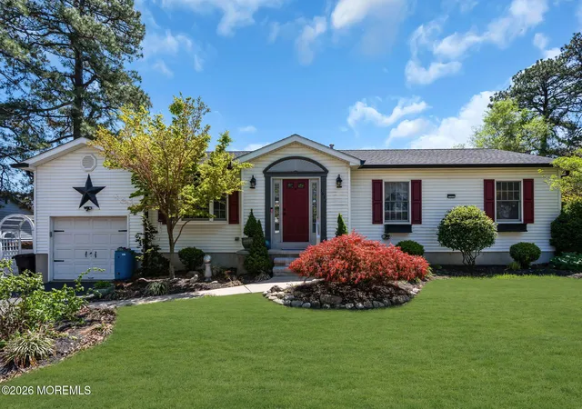 2nd image of 1632 Commonwealth Blvd, Toms River, NJ 08757 | MLS# 22612464