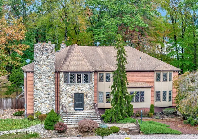 3rd image of 17 Emerald Dr, Morganville, NJ 07751 | MLS# 22612476
