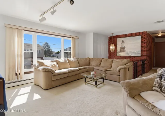 Photo 4 of Single family home for sale at 616 Baron St, Toms River, NJ 08753 | MLS# 22613753 | Listing updated on 2026-10-09
