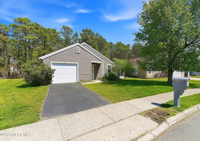 Photo 3 of Sale Pending at 13 Abbey Ct, Forked River, NJ 08731 | MLS# 22612939 | Listing updated on 2026-09-23