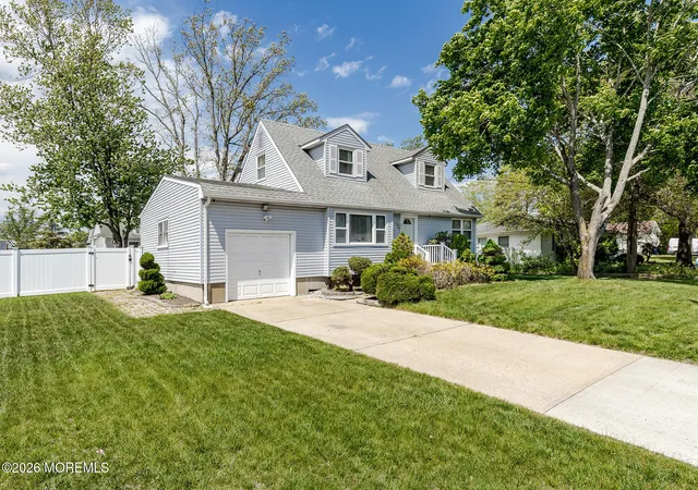 2nd image of 1801 Broadway Blvd, Toms River, NJ 08757 | MLS# 22614294