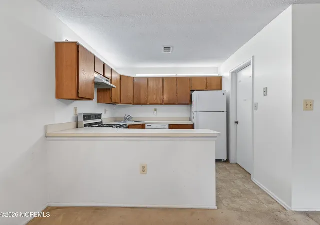 Homes for sale in East Brunswick, NJ | 318 Wycoff Wy W #318, East Brunswick, NJ 08816 | MLS# 22613138