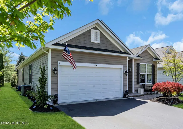 2nd image of 7 Wolverton Ct, Jackson, NJ 08527 | MLS# 22612869