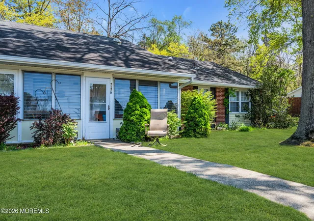 3rd image of 717B Buckingham Dr, Lakewood, NJ 08701 | MLS# 22612994