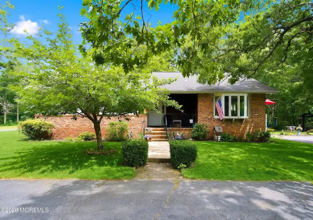 Homes for sale in Howell, NJ | 745 Oak Glen Rd, Howell, NJ 07731 | MLS# 22613028