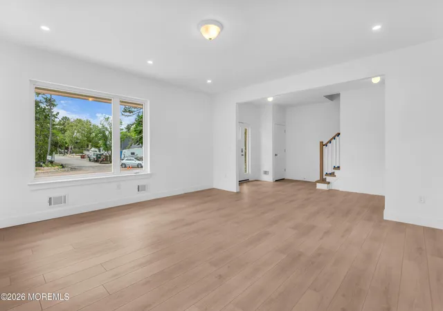 5th image of 389 Southern Blvd, Bayville, NJ 08721 | MLS# 22614416