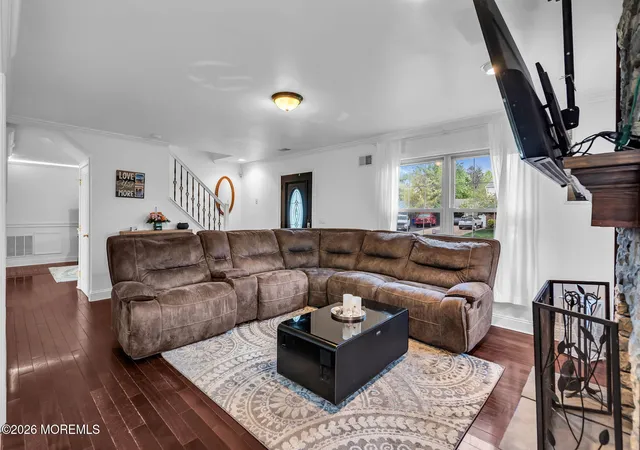 4th image of 1062 Kilkormic St, Toms River, NJ 08753 | MLS# 22613650