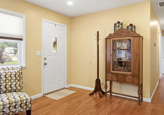 4th image of 1047 Crystal Dr, Toms River, NJ 08753 | MLS# 22620136