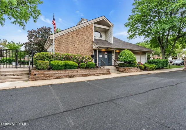 Homes for sale in Parlin, NJ | 212 Sunshine Ct #212, Parlin, NJ 08859 | MLS# 22615625