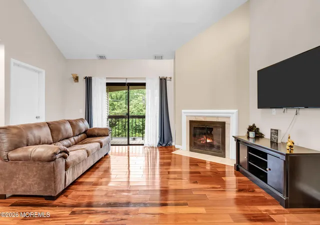 Homes for sale in Parlin, NJ | 212 Sunshine Ct #212, Parlin, NJ 08859 | MLS# 22615625