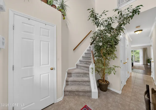 Homes for sale in Manalapan, NJ | 33 Heron Ct, Manalapan, NJ 07726 | MLS# 22613339