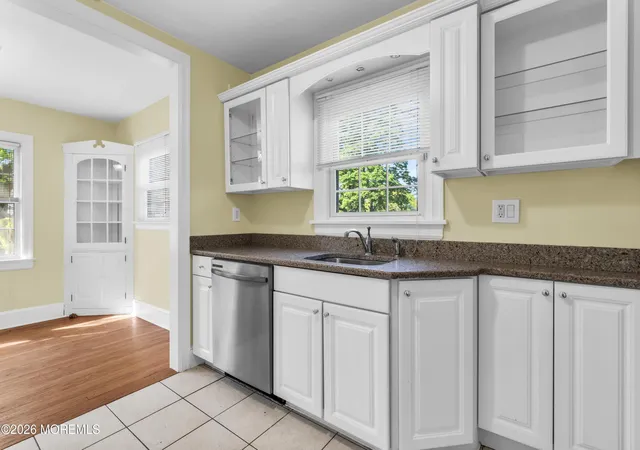 5th image of 540 Newman Springs Rd, Lincroft, NJ 07738 | MLS# 22613361