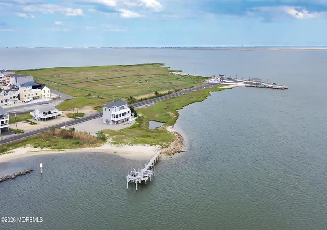 Homes for sale in Tuckerton, NJ | 1220 S Green St, Tuckerton, NJ 08087 | MLS# 22613388