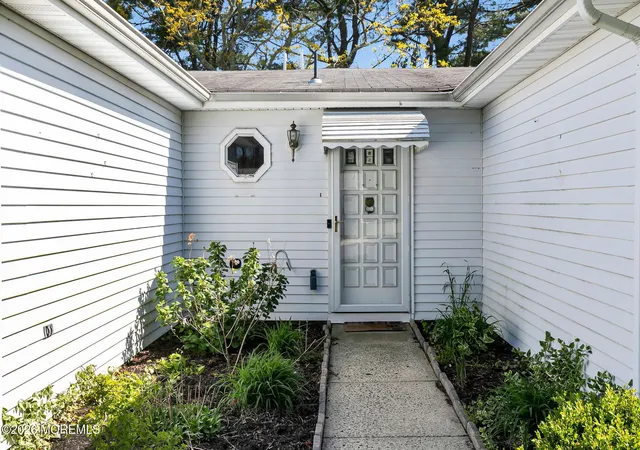 2nd image of 7 Lance Dr, Brick, NJ 08723 | MLS# 22613542