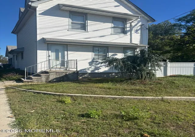 Photo 2 of Sale Pending at 7 Candy Ct, Edison, NJ 08817 | MLS# 22613488 | Listing updated on 2026-09-22