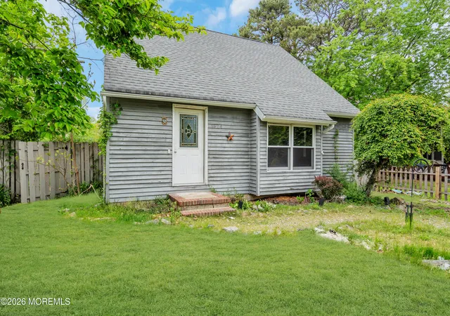 Homes for sale in Forked River, NJ | 1924 Hillwood Rd, Forked River, NJ 08731 | MLS# 22613495