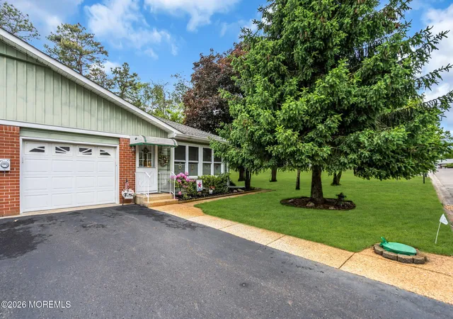 4th image of 56 B Yorktowne Pkwy #b, Whiting, NJ 08759 | MLS# 22614489