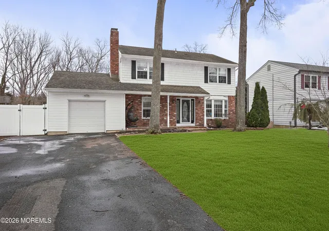 2nd image of 515 Pheasant Ln, Toms River, NJ 08753 | MLS# 22613711