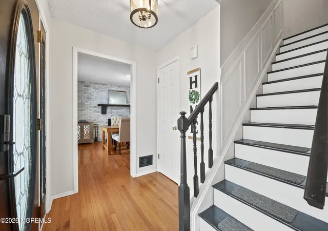 5th image of 515 Pheasant Ln, Toms River, NJ 08753 | MLS# 22613711