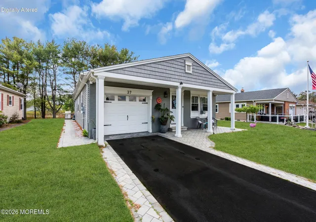 Homes for sale in Toms River, NJ | 37 Wedgeport Dr, Toms River, NJ 08757 | MLS# 22614084