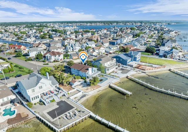 5th image of 3285 Long Point Dr, Toms River, NJ 08753 | MLS# 22615217