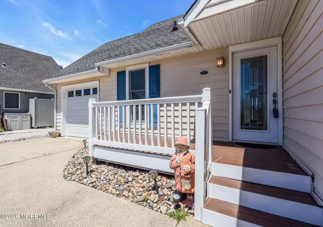 Homes for sale in Manahawkin, NJ | 124 Matilda Dr, Manahawkin, NJ 08050 | MLS# 22613936