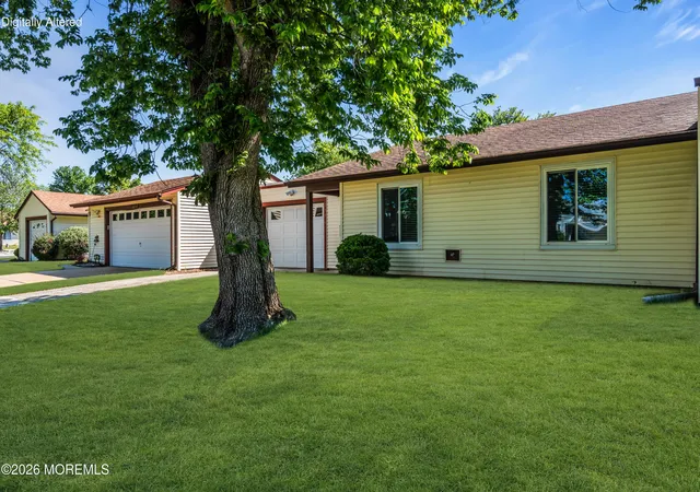 5th image of 150 Maclura Plz Plz #C, Monroe, NJ 08831 | MLS# 22614018